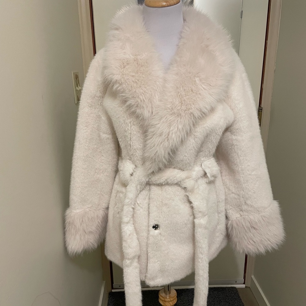 Mirvas Cream Faux Fur Teddy Jacket with Belt